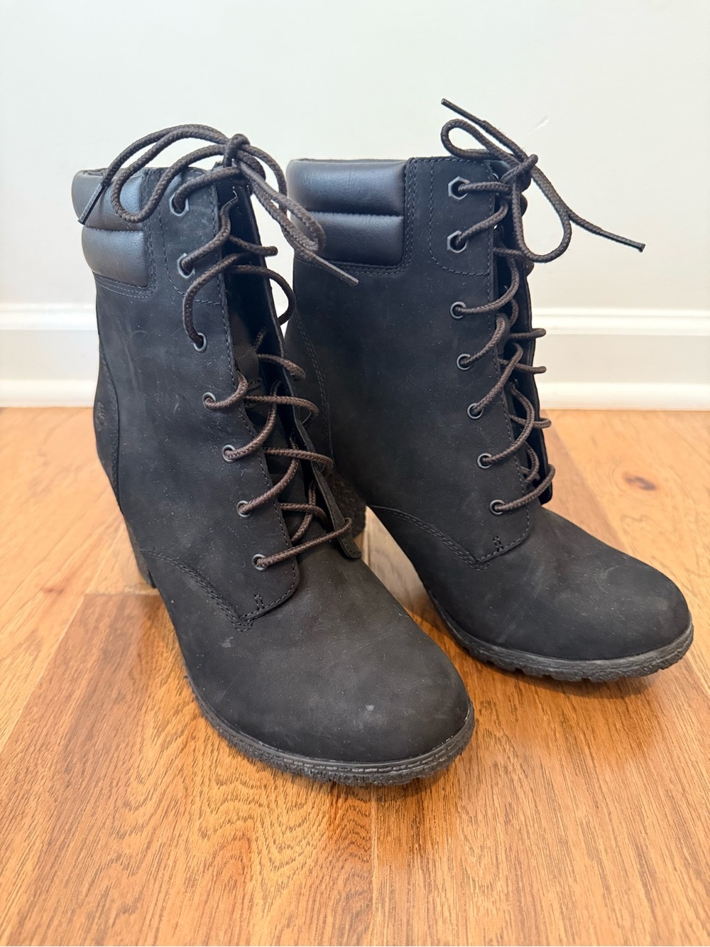 Timberland Lace-Up Black Women's Ankle Boots